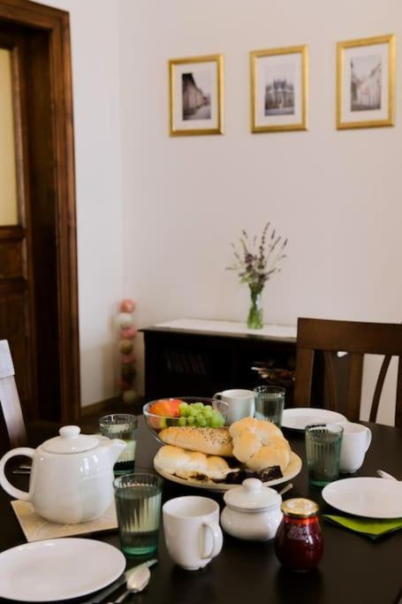 Rhythm And Style In Prague City Center Andel Apartment Luaran gambar