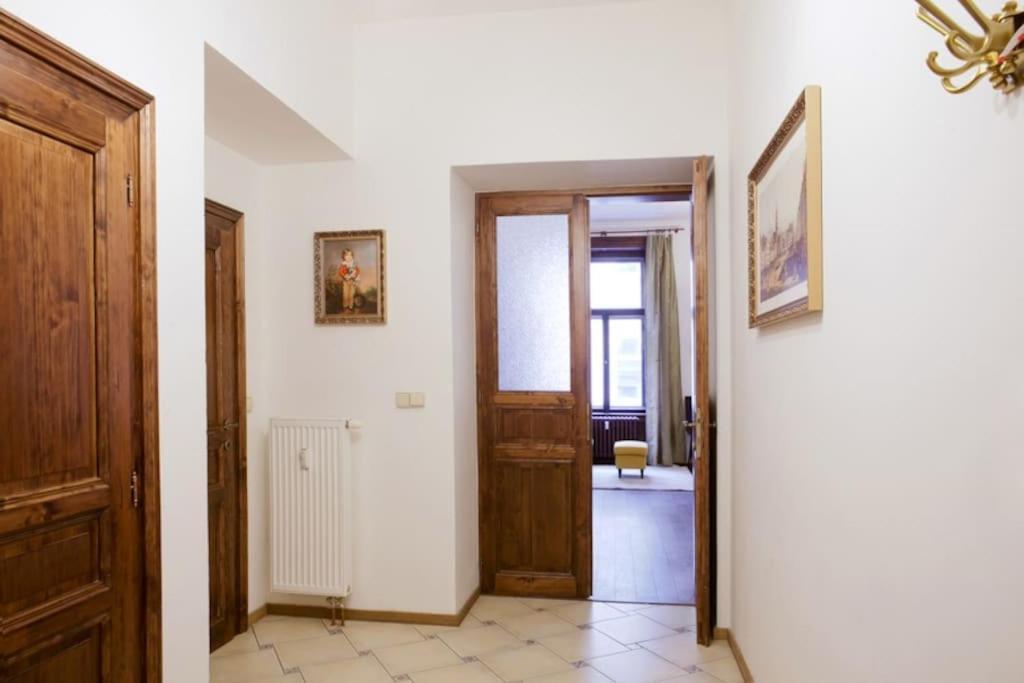Rhythm And Style In Prague City Center Andel Apartment Luaran gambar