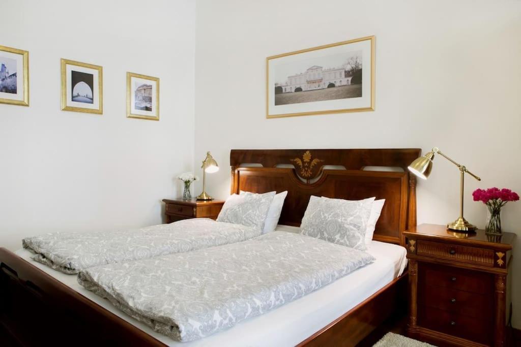 Rhythm And Style In Prague City Center Andel Apartment Luaran gambar
