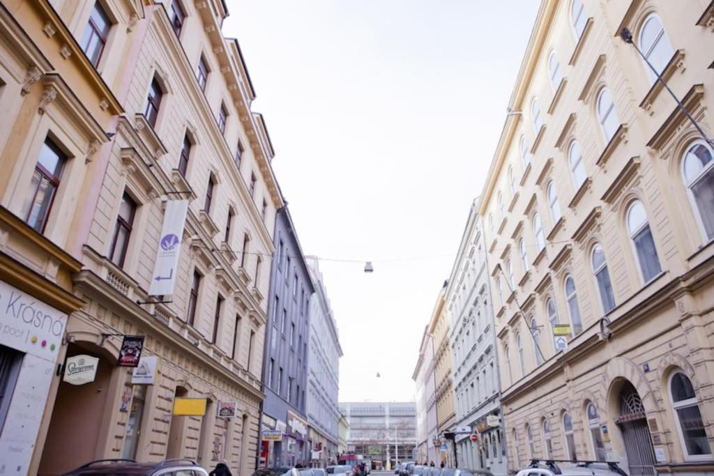 Rhythm And Style In Prague City Center Andel Apartment Luaran gambar